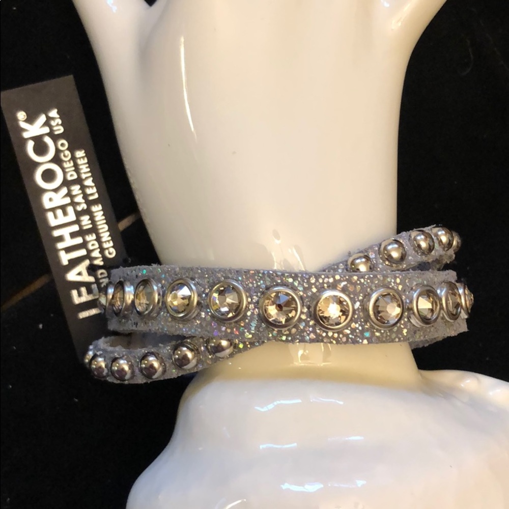 Bracelet leatherock crystals USA LR NEW